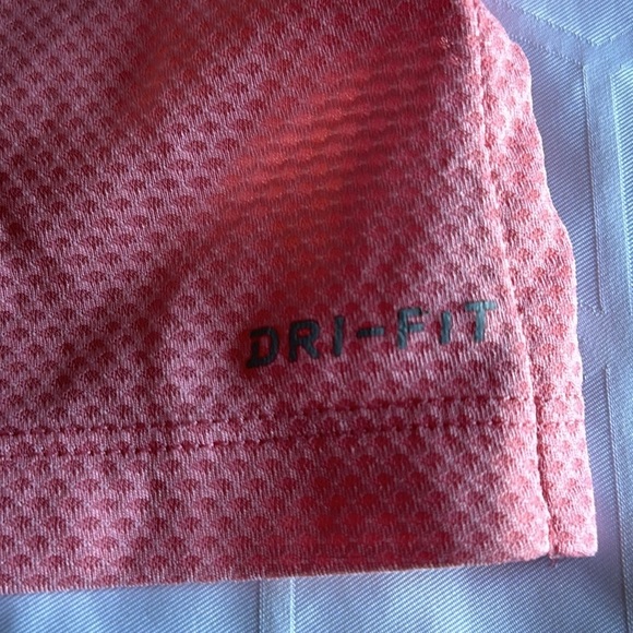 Women Nike tank top​ - Picture 5 of 6